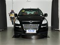 7 SUV